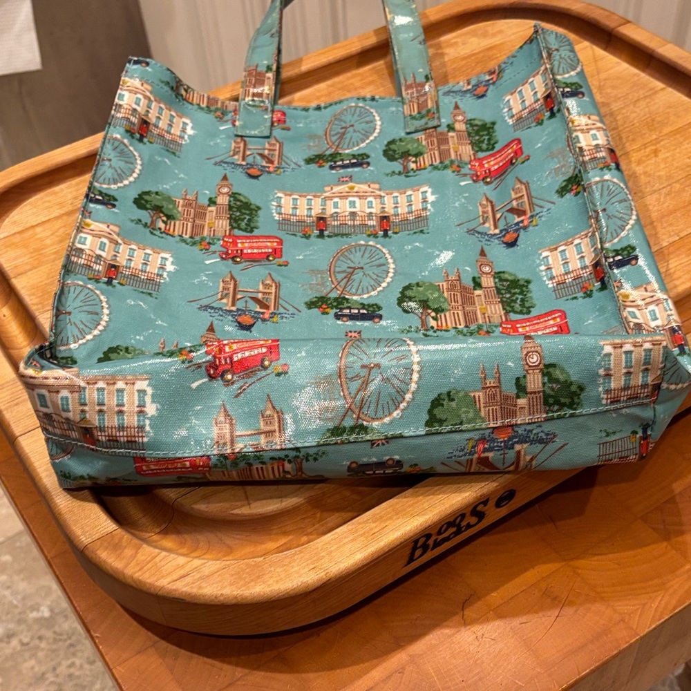 Cath Kidston Teal London Landmark Print Tote - Picture 5 of 9